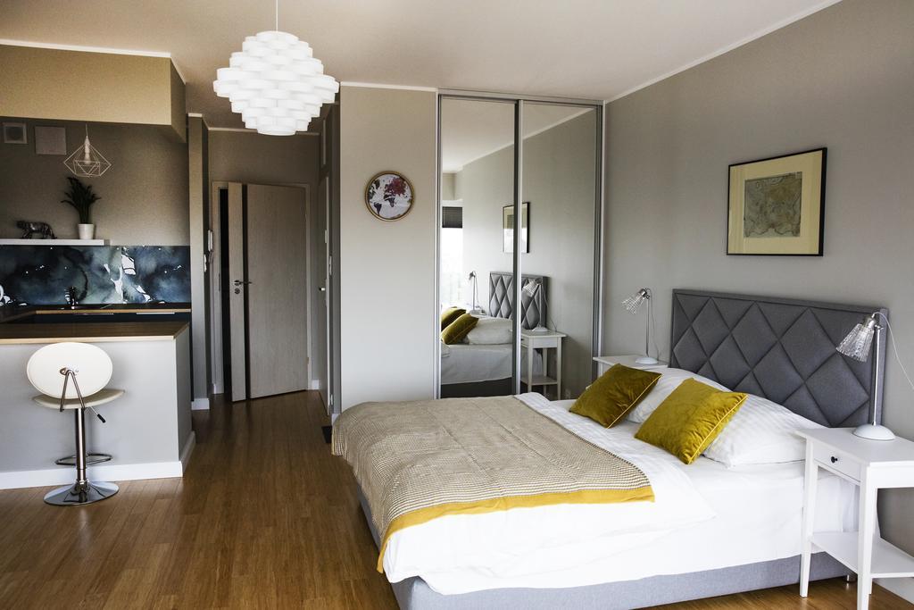 Apartamenty I.M.A Towarowa Poznan Ngoại thất bức ảnh