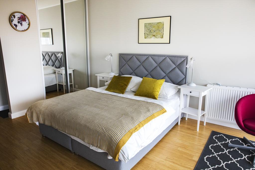 Apartamenty I.M.A Towarowa Poznan Ngoại thất bức ảnh