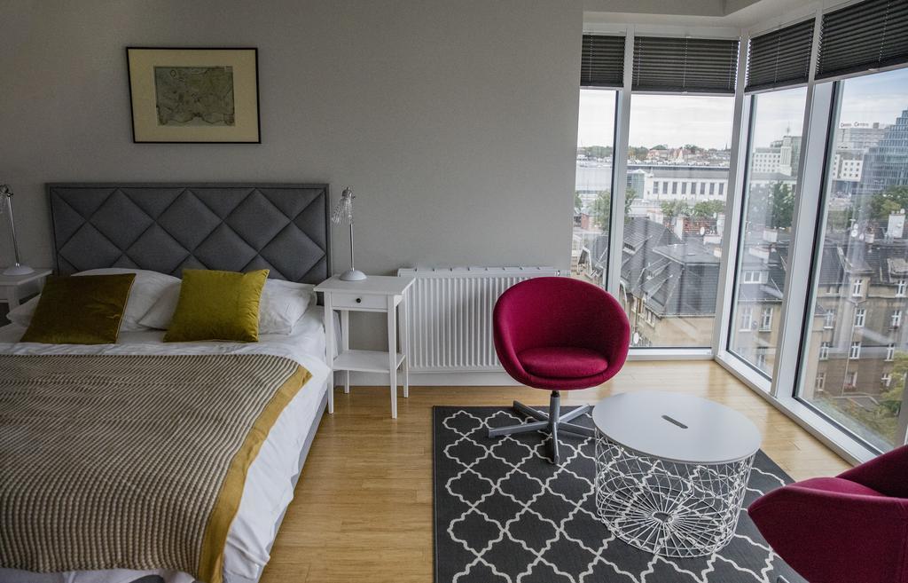Apartamenty I.M.A Towarowa Poznan Ngoại thất bức ảnh