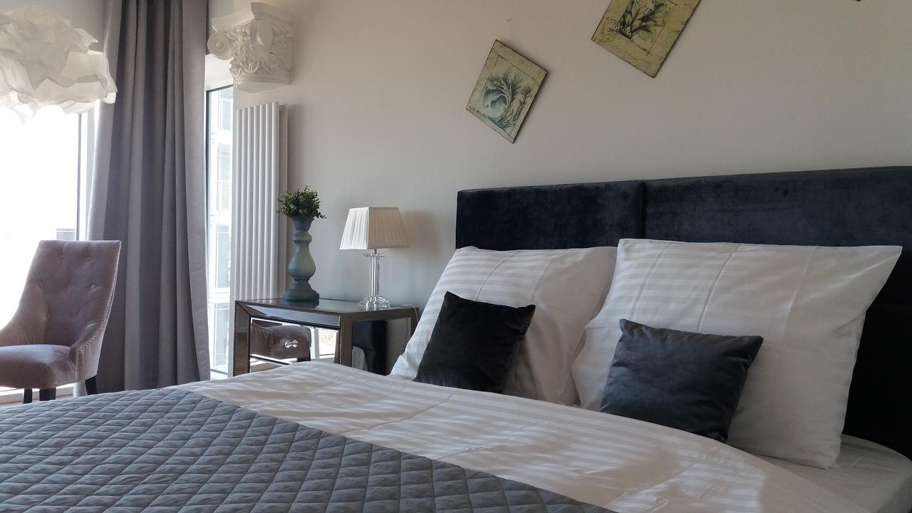 Apartamenty I.M.A Towarowa Poznan Ngoại thất bức ảnh