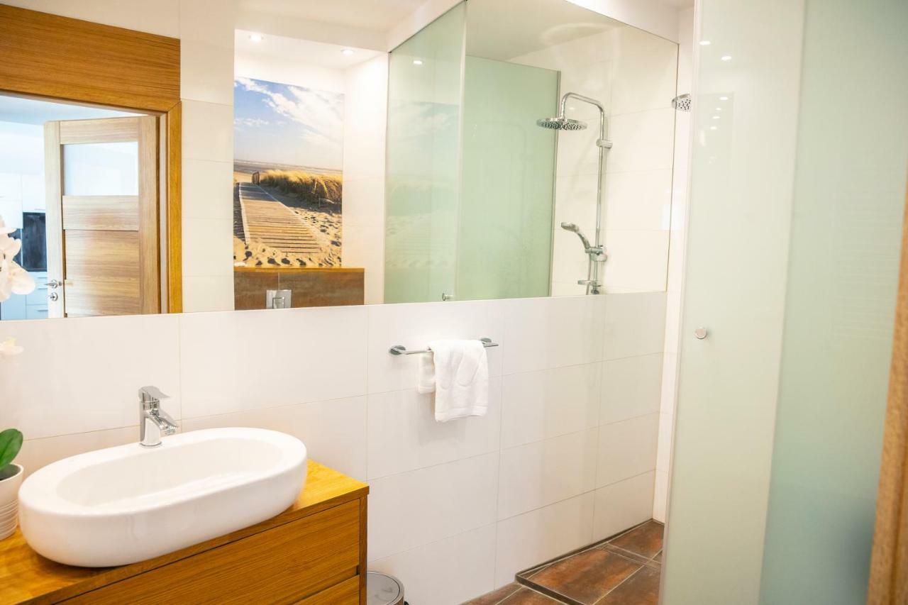 Apartamenty I.M.A Towarowa Poznan Ngoại thất bức ảnh