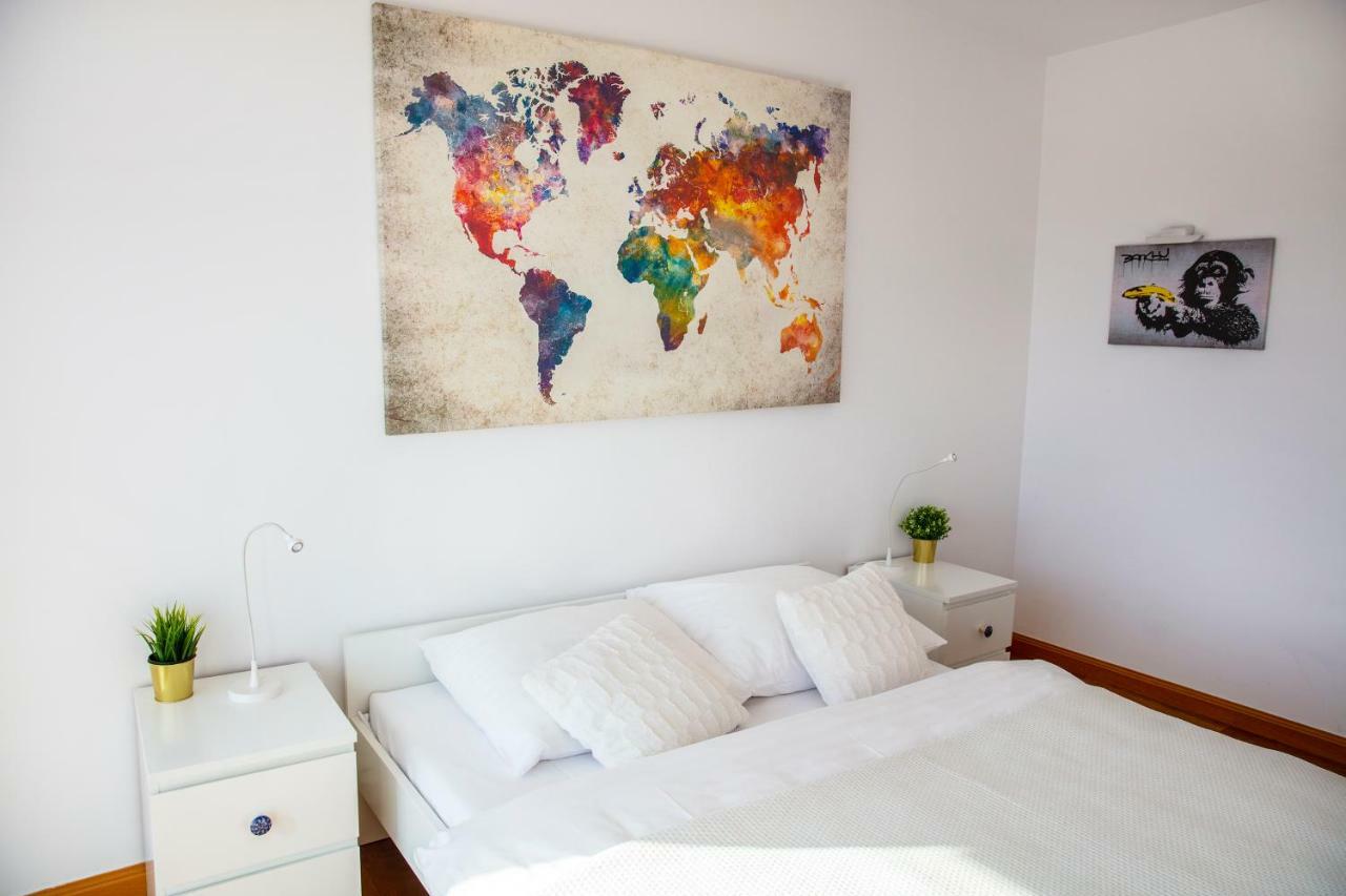 Apartamenty I.M.A Towarowa Poznan Ngoại thất bức ảnh