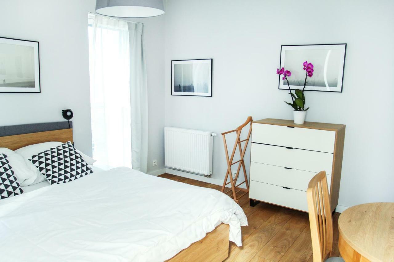 Apartamenty I.M.A Towarowa Poznan Ngoại thất bức ảnh