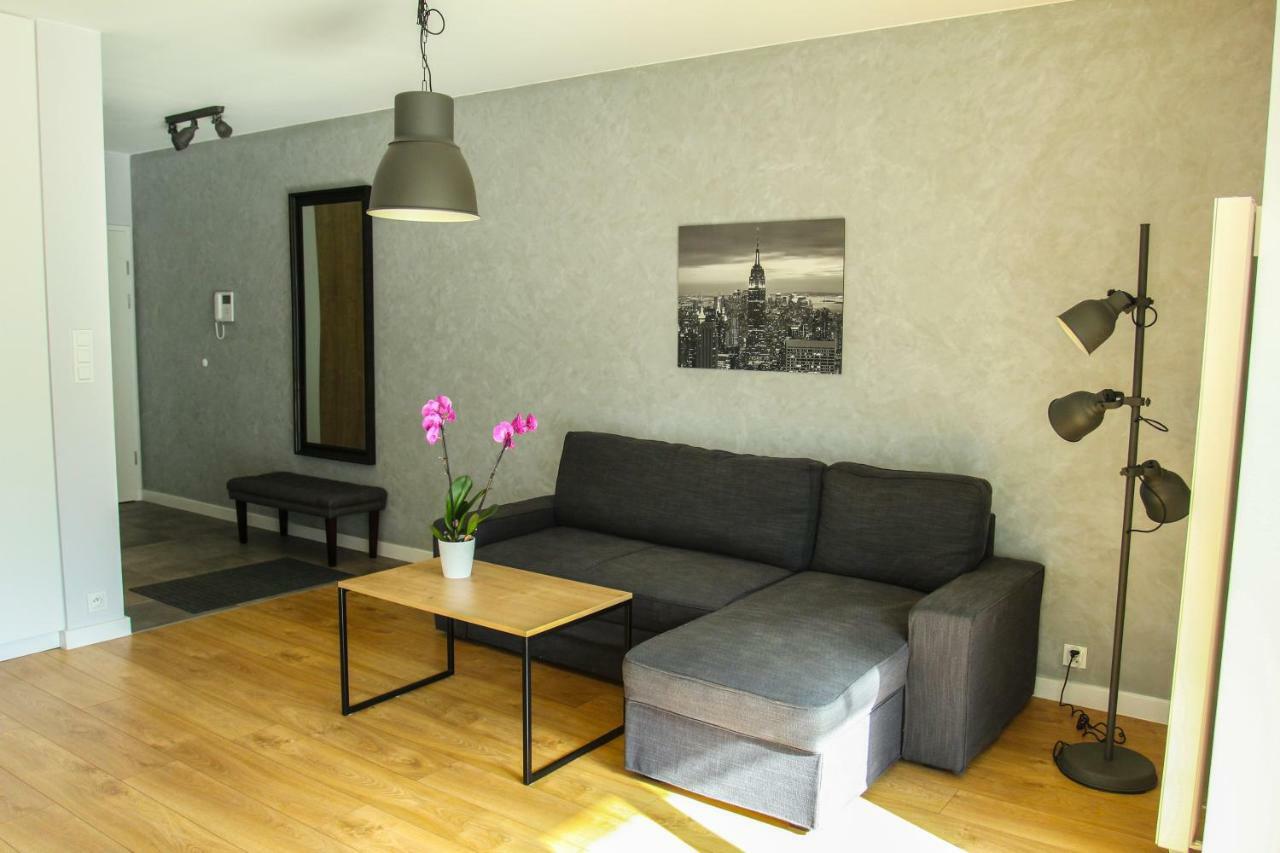 Apartamenty I.M.A Towarowa Poznan Ngoại thất bức ảnh